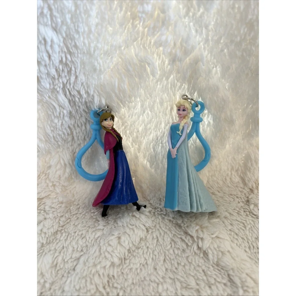 (2) Disney FROZEN Character Figures ANNA & ELSA  Keychains Bag Clips